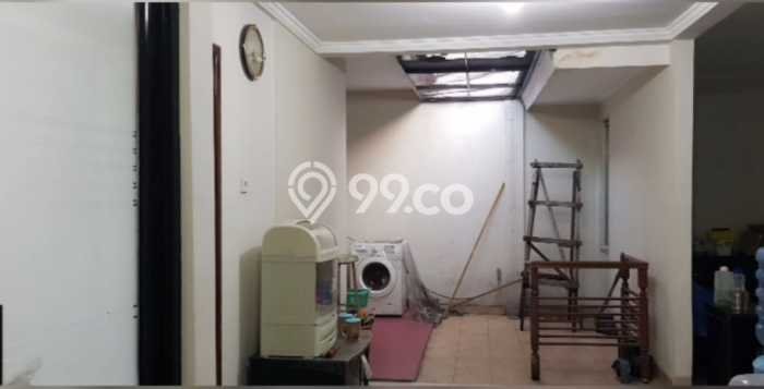 Rumah Modern 2 KT di BSD Griya Loka Tangerang Unfurnished Rumah Modern 2 KT di BSD Griya Loka Tangerang Unfurnished