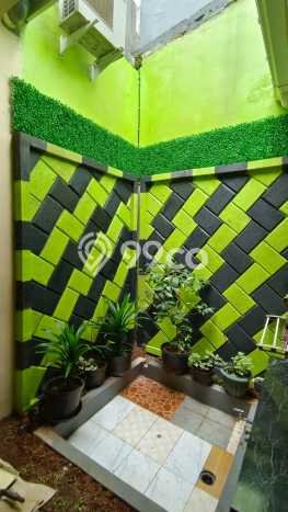 Rumah sewa siap huni 4 Kamar Tidur di BSD Castilla, Tangerang Rumah sewa siap huni 4 Kamar Tidur di BSD Castilla, Tangerang