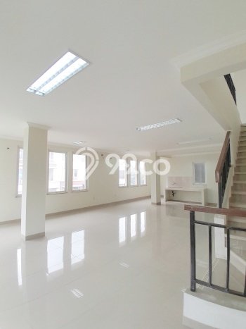 Unit Ruko Dijual di Tangerang LT 84m2 & LB 204m2 Unit Ruko Dijual di Tangerang LT 84m2 & LB 204m2