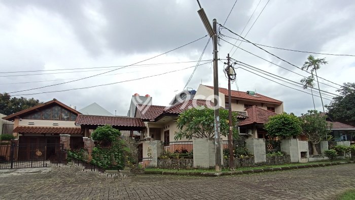 Hunian Super Elit dengan Akses Paling Strategis di BSD Griya Loka, Tangerang Hunian Super Elit dengan Akses Paling Strategis di BSD Griya Loka, Tangerang