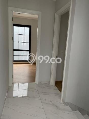 Hunian Mewah LB 231m2 Siap Huni Desain Elegan di Alam Sutera, Tangerang Hunian Mewah LB 231m2 Siap Huni Desain Elegan di Alam Sutera, Tangerang