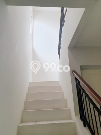 Disewakan! Rumah 3 Kamar Tidur &
2 Kamar Mandi di BSD Foresta, Tangerang Disewakan! Rumah 3 Kamar Tidur &
2 Kamar Mandi di BSD Foresta, Tangerang