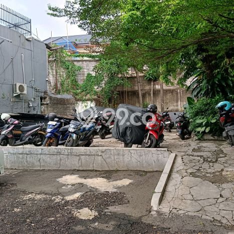 Dijual! Komersial di Kemang Jakarta Selatan LT 1650m2 / LB 1650m2 Kawasan Bisnis Dijual! Komersial di Kemang Jakarta Selatan LT 1650m2 / LB 1650m2 Kawasan Bisnis