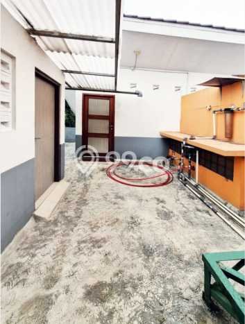 Rumah sewa siap pakai 3 Kamar Tidur di Salemba, Jakarta Pusat Rumah sewa siap pakai 3 Kamar Tidur di Salemba, Jakarta Pusat