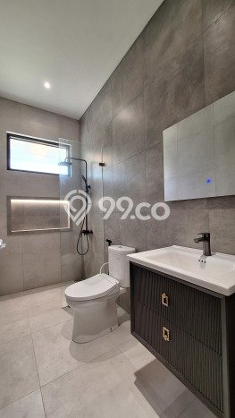 Rumah Elit Modern Siap Huni di BSD Vanya Park Tangerang Rumah Elit Modern Siap Huni di BSD Vanya Park Tangerang