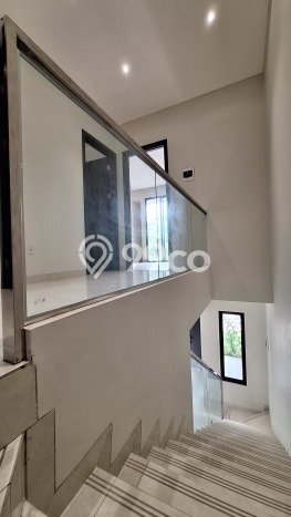 Rumah Elit Modern Siap Huni di BSD Vanya Park Tangerang Rumah Elit Modern Siap Huni di BSD Vanya Park Tangerang