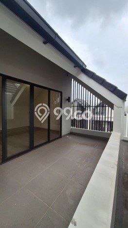 Rumah Elit Modern Tanpa Renovasi di Gading Serpong Tangerang Rumah Elit Modern Tanpa Renovasi di Gading Serpong Tangerang