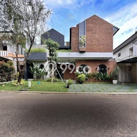 Rumah Mewah LB 400m2 Siap Huni Desain Elegan di BSD The Green, Tangerang Rumah Mewah LB 400m2 Siap Huni Desain Elegan di BSD The Green, Tangerang