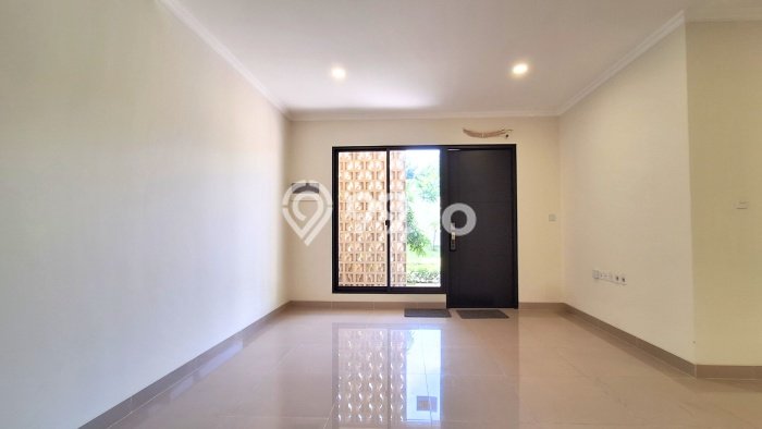 Jual Rumah Luas Elegan Dengan View Cantik di Gading Serpong, Tangerang Jual Rumah Luas Elegan Dengan View Cantik di Gading Serpong, Tangerang