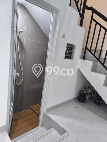 For Sale! Luxury House LT 75m2 Desain Elegan di Duri Kepa For Sale! Luxury House LT 75m2 Desain Elegan di Duri Kepa