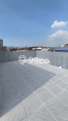 Ready to Use! Luxury House LT 90m2 Desain Elegan di Tomang Ready to Use! Luxury House LT 90m2 Desain Elegan di Tomang