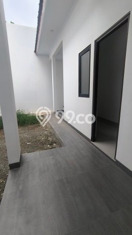 Rumah Luas Asri 3 KT Siap Huni di Meruya Jakarta Barat Rumah Luas Asri 3 KT Siap Huni di Meruya Jakarta Barat