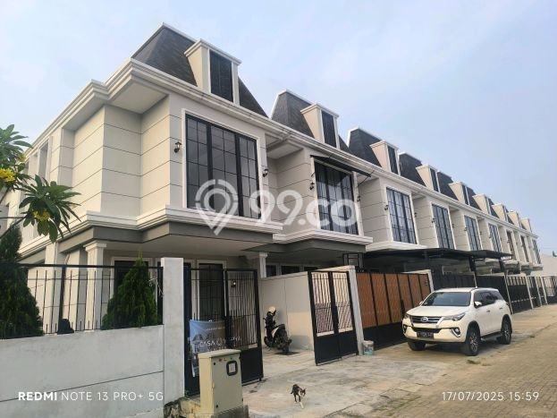 Rumah Elit LB 155m2 Siap Huni Desain Elegan di Pegadungan, Jakarta Barat Rumah Elit LB 155m2 Siap Huni Desain Elegan di Pegadungan, Jakarta Barat
