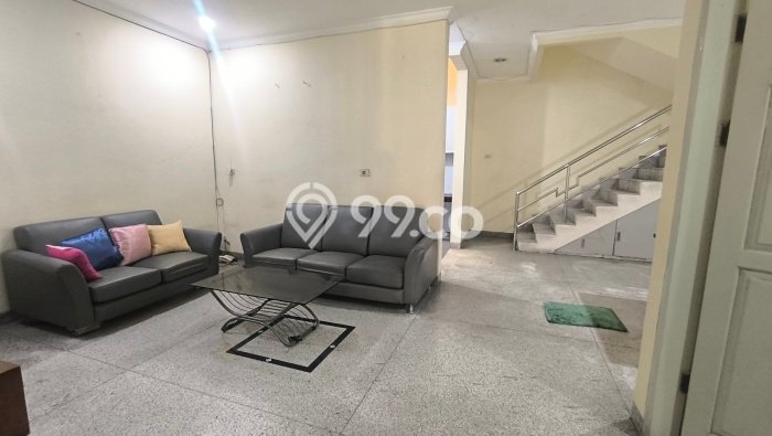 Jual Rumah Luas Elegan Dengan View Eksklusif di Green Ville, Jakarta Barat Jual Rumah Luas Elegan Dengan View Eksklusif di Green Ville, Jakarta Barat