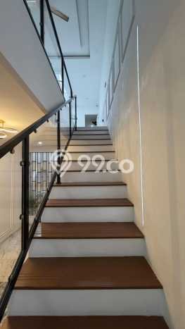 Ready to Use! Premium House LT 52m2 Desain Elegan di Kemanggisan Ready to Use! Premium House LT 52m2 Desain Elegan di Kemanggisan