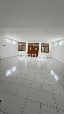 Disewakan Ruko di Pusat Kota Jakarta Barat Ramai Strategis Disewakan Ruko di Pusat Kota Jakarta Barat Ramai Strategis