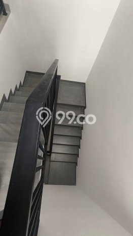 Rumah Luas Asri 3 KT Siap Huni di Meruya Jakarta Barat Rumah Luas Asri 3 KT Siap Huni di Meruya Jakarta Barat