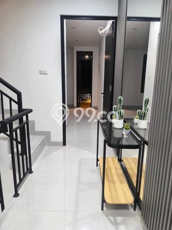 For Sale! Luxury House LT 75m2 Desain Elegan di Duri Kepa For Sale! Luxury House LT 75m2 Desain Elegan di Duri Kepa