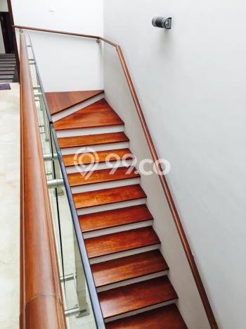 Dijual Rumah Luas Elegan Dengan View Cantik di Kemang, Jakarta Selatan Dijual Rumah Luas Elegan Dengan View Cantik di Kemang, Jakarta Selatan