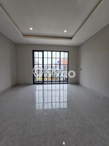 Hunian Nyaman Asri 4 KT Siap Huni di Meruya Jakarta Barat Hunian Nyaman Asri 4 KT Siap Huni di Meruya Jakarta Barat