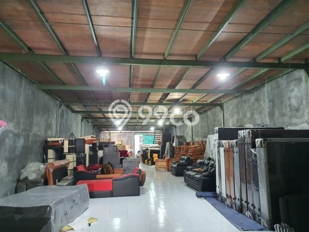 Gudang Bagus LT 500m2 LB 500m2 Dijual di Laweyan Solo Gudang Bagus LT 500m2 LB 500m2 Dijual di Laweyan Solo