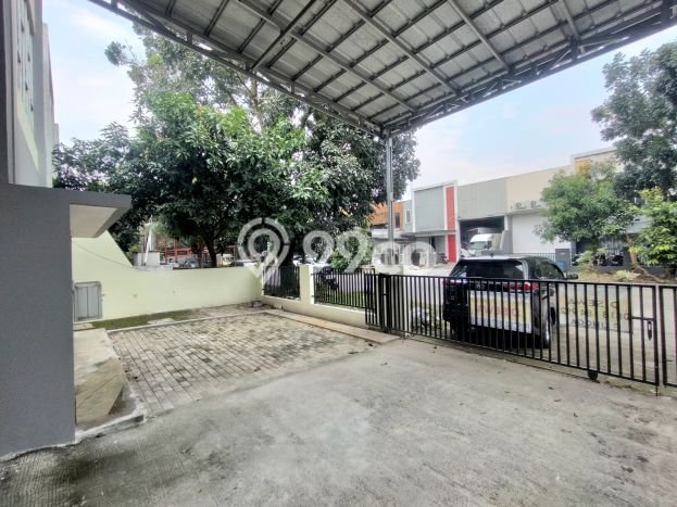 Disewakan Pabrik di Kawasan Ramai BSD Luas 500m2 Disewakan Pabrik di Kawasan Ramai BSD Luas 500m2