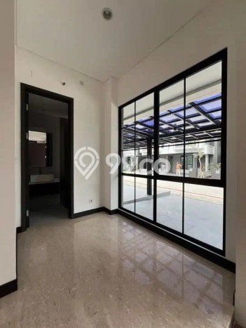 Rumah Luxury Modern Siap Huni di BSD Tangerang Rumah Luxury Modern Siap Huni di BSD Tangerang