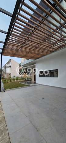 Rumah Terawat kawasan BSD, Tangerang, Luas 212m² Bangunan 260m² HARGA MENARIK! Rumah Terawat kawasan BSD, Tangerang, Luas 212m² Bangunan 260m² HARGA MENARIK!