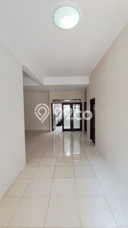 Rumah kawasan BSD, Ready, 3 KT, Dekat BSD, Tangerang, Tangerang, Luas 120m² LB 100m² Rumah kawasan BSD, Ready, 3 KT, Dekat BSD, Tangerang, Tangerang, Luas 120m² LB 100m²