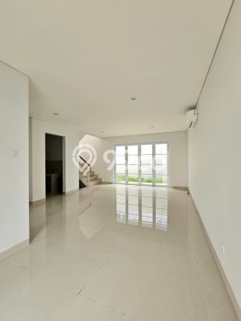 Rumah Akses Mudah area Gading Serpong, Tangerang, Luas 136m² Bangunan 140m² Rumah Akses Mudah area Gading Serpong, Tangerang, Luas 136m² Bangunan 140m²