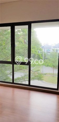 Rumah Mewah LB 228m2 Siap Huni Desain Elegan di BSD, Tangerang Rumah Mewah LB 228m2 Siap Huni Desain Elegan di BSD, Tangerang