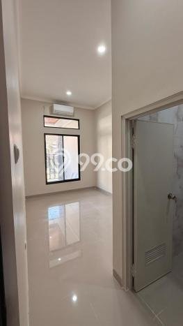 Rumah Luas Asri 4 KT Siap Huni di Serpong Regency Melati Mas Tangerang Selatan Rumah Luas Asri 4 KT Siap Huni di Serpong Regency Melati Mas Tangerang Selatan