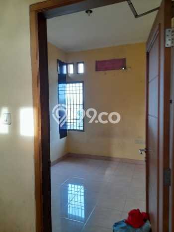 Rumah Luas Asri 6 KT Siap Huni di Tangerang Kota Tangerang Rumah Luas Asri 6 KT Siap Huni di Tangerang Kota Tangerang