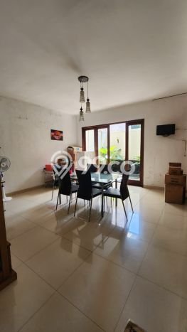 Ready to Use! Luxury House LT 180m2 Desain Elegan di Gading Serpong Serenade Lake Ready to Use! Luxury House LT 180m2 Desain Elegan di Gading Serpong Serenade Lake