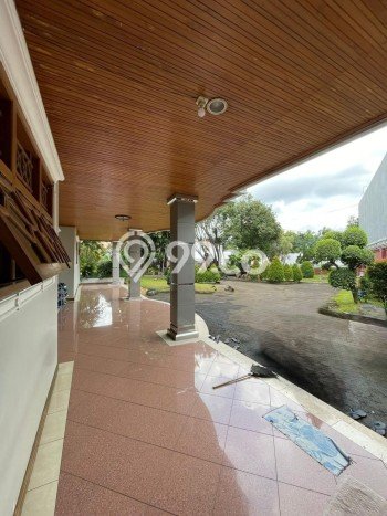 Rumah Luxury Modern Tanpa Renovasi di Bintaro Tangerang Selatan Rumah Luxury Modern Tanpa Renovasi di Bintaro Tangerang Selatan