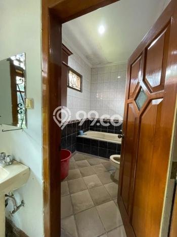 Rumah Luxury Modern Tanpa Renovasi di Bintaro Tangerang Selatan Rumah Luxury Modern Tanpa Renovasi di Bintaro Tangerang Selatan