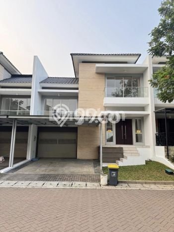 Rumah Elit Modern Tanpa Renovasi di Pantai Indah Kapuk Jakarta Utara Rumah Elit Modern Tanpa Renovasi di Pantai Indah Kapuk Jakarta Utara