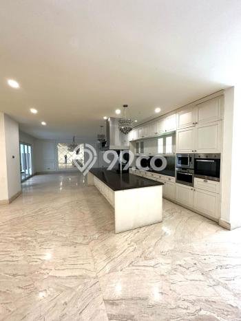 Ready to Use! Luxury House LT 308m2 Desain Elegan di Pluit Ready to Use! Luxury House LT 308m2 Desain Elegan di Pluit