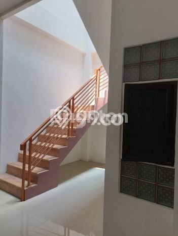 Rumah Luas Asri 3 KT Siap Pakai di Citra Garden Jakarta Barat Rumah Luas Asri 3 KT Siap Pakai di Citra Garden Jakarta Barat