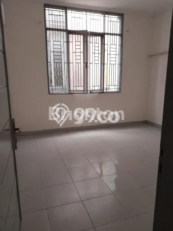 KAWASAN KOMERSIAL! Ruko Disewakan di Teluk Gong, Luas 144m², Jalan Utama KAWASAN KOMERSIAL! Ruko Disewakan di Teluk Gong, Luas 144m², Jalan Utama