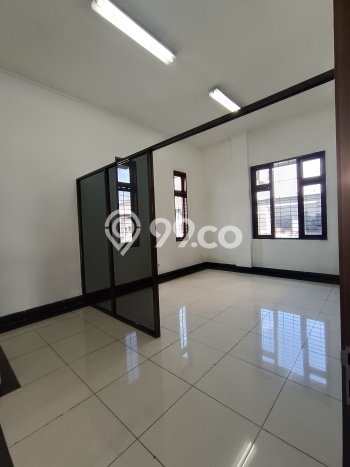 FOR RENT! Komersial di Soekarno Hatta Cocok untuk Bisnis 900m2 FOR RENT! Komersial di Soekarno Hatta Cocok untuk Bisnis 900m2