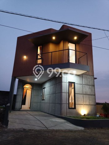 LOKASI STRATEGIS! Vila Kawasan , Luas 98m2m², Area Potensial LOKASI STRATEGIS! Vila Kawasan , Luas 98m2m², Area Potensial