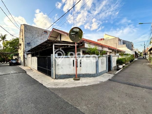 Tanah Komersial di Tebet, Luas 165m², Pinggir Jalan Tanah Komersial di Tebet, Luas 165m², Pinggir Jalan