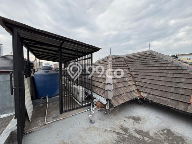 Dijual Rumah Premium dengan Fasilitas Sekitar Komplit di Tebet, Jakarta Selatan Dijual Rumah Premium dengan Fasilitas Sekitar Komplit di Tebet, Jakarta Selatan