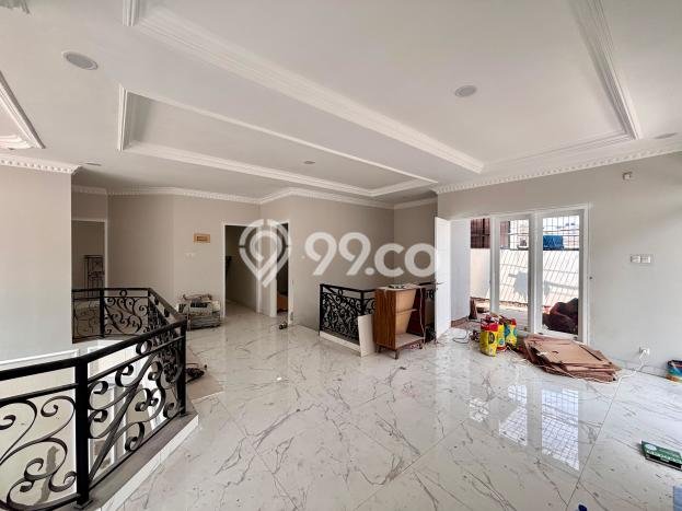 Rumah Mewah Siap Huni LT 264m2 di Tebet, Jakarta Selatan Rumah Mewah Siap Huni LT 264m2 di Tebet, Jakarta Selatan