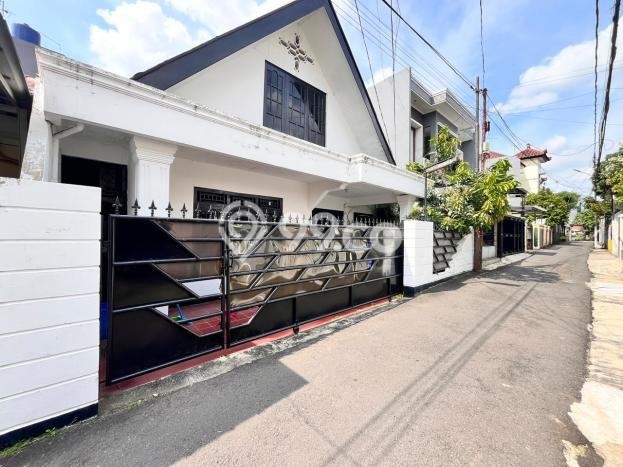 Dijual Hunian Mewah dengan Fasilitas Sekitar Komplit di Tebet, Jakarta Selatan Dijual Hunian Mewah dengan Fasilitas Sekitar Komplit di Tebet, Jakarta Selatan