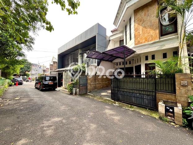 Rumah di Tebet, Akses ke Sekolah, 3 KT Rumah di Tebet, Akses ke Sekolah, 3 KT