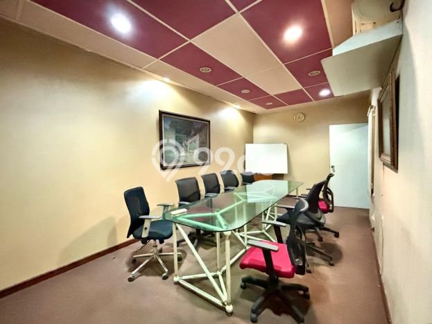 PELUANG EMAS! Kantor Kawasan Tebet, Luas 480m², Nilai Sewa Tinggi PELUANG EMAS! Kantor Kawasan Tebet, Luas 480m², Nilai Sewa Tinggi