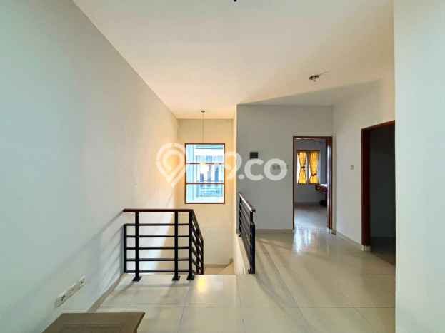Rumah Modern Minimalis 3 Kamar Siap Huni di Tebet Rumah Modern Minimalis 3 Kamar Siap Huni di Tebet