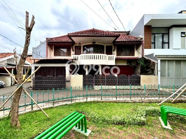 Siap Huni Hunian Elit 4 Kamar di Tebet Dekat ke Mana Saja Siap Huni Hunian Elit 4 Kamar di Tebet Dekat ke Mana Saja